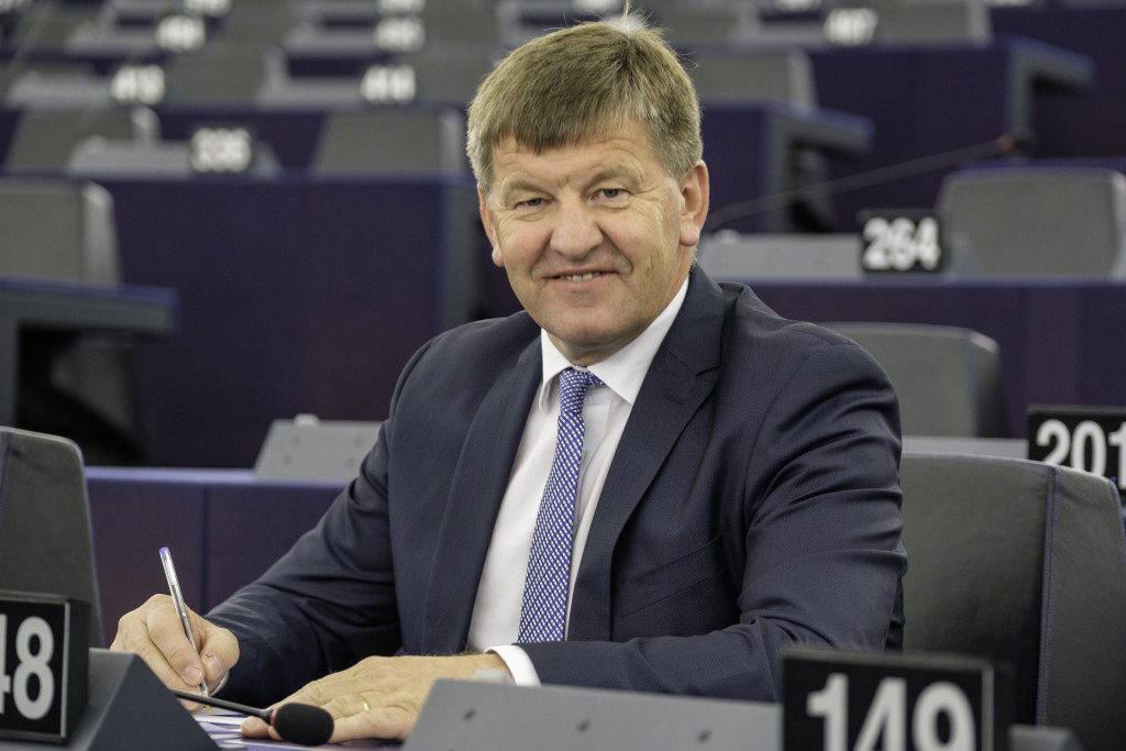 resized 1634746200 2230482