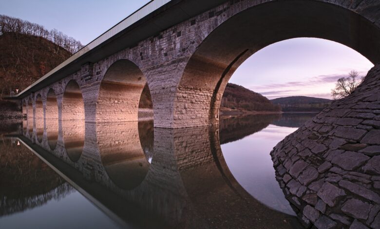 Finančne težave turškega gradbenika ogrožajo drugi tir 1 built