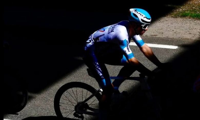 gorski dvoboj med roglicem in ayusom kdo bo zmagovalec 67e7c4c54f566 1743242437