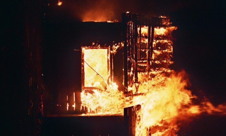 dramaticni pozar na vrhniki ponoci prestrasil prebivalce 68106b0945740 1745906441