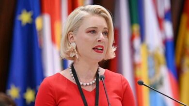 Klakočar Zupančič predlaga nujno sejo Knovsa zaradi možnega vplivanja na volitve iz tujine 5 urska klakocar zupancic pomen dostopnosti javnega zdravstva ob svetovnem dnevu zdravja 67f39420e9c19 1744016416