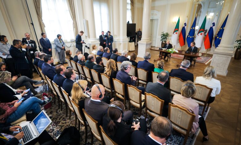 Podpis memorandumov in pogodbe z Alzirijo