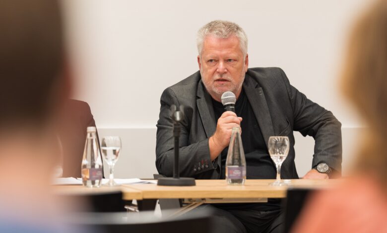 referendum ne vpliva na pokojninske dodatke za umetnike 6821f0e5ef903 1747054821