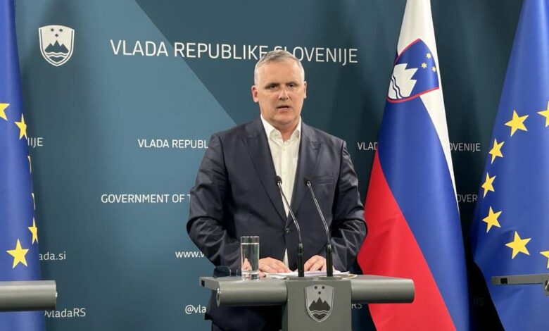 Bojan Kumer vir vlada rs