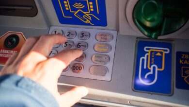 Regres za letni dopust: Zakonska obveznost, ki mora biti izpolnjena do konca meseca 9 atm