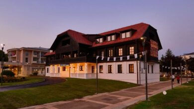 praznovanje ob odprtju prenovljenega stoletnega hotela v catezu ob savi foto 685690d3b4485 1750503635