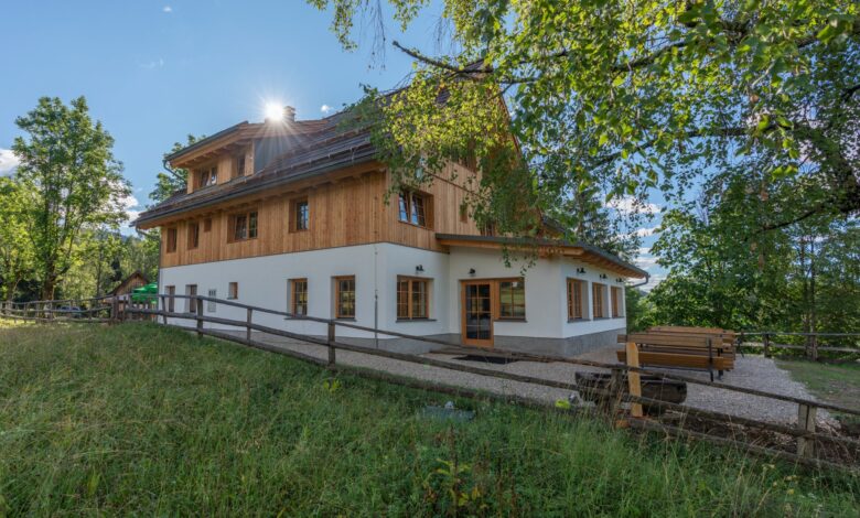 Slovenske planinske koče podirajo rekorde obiska v vročini 1 slovenske planinske koce podirajo rekorde obiska v vrocini 687b5091586e3 1752912017