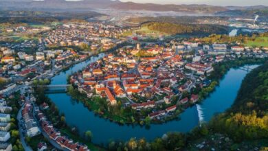 Ministrica Katič na obisku v Novem mestu: Prenova in prihodnost pravosodja 3 ministrica katic na obisku v novem mestu prenova in prihodnost pravosodja 68af0f921c94b 1756303250