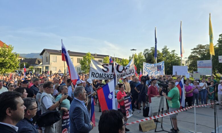 ministrstvo za delo odlocno zavraca kritike o romski politiki 689dfa1abc969 1755183642