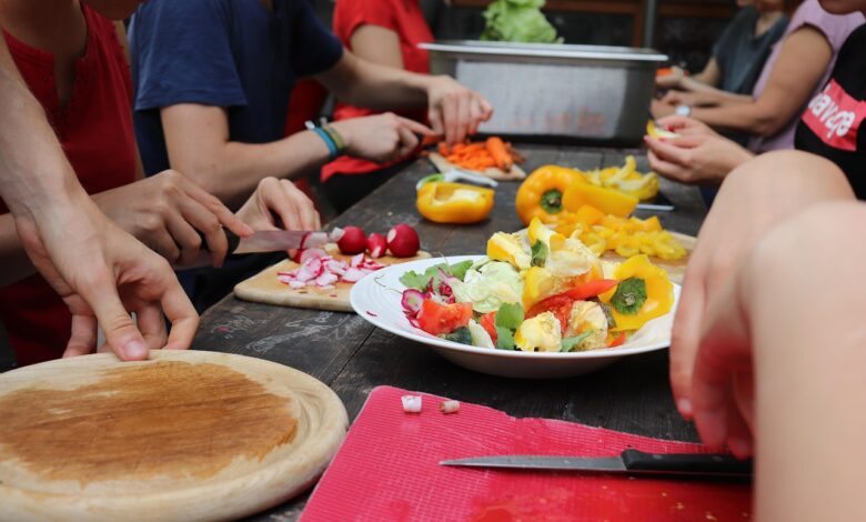 Sr(e)čna kuhinja: Ljubljanski projekt proti prehranski neenakosti 1 srecna kuhinja ljubljanski projekt proti prehranski neenakosti 6890aee40ddcc 1754312420