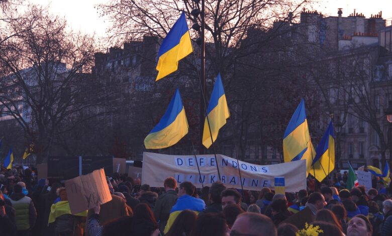 Demonstracije na Aljaski: Podpora Ukrajini pred srečanjem Trump-Putin 1 ukrain protest