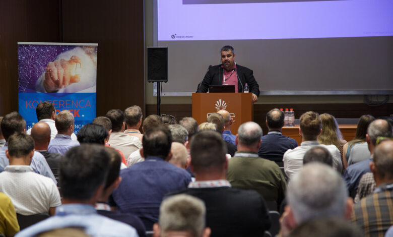 infosek prinasa v novo gorico vrhunske strokovnjake in nagrade 68b8039bc8f5b 1756890011