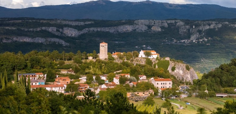 kubed koprska obcina in drzava zdruzujeta moci za obnovo obzidja v kubedu 68c9b3cf9c28b 1758049231