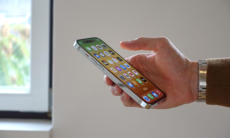 Nemci ne odložijo pametnih telefonov niti na stranišču! 1 nemci ne odlozijo pametnih telefonov niti na straniscu 68bc76b82ebfe 1757181624