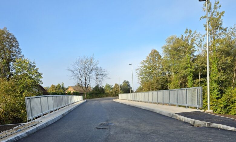 Novi most čez Kokro prinaša varnejšo povezavo v Šenčur 1 novi most cez kokro prinasa varnejso povezavo v sencur 68d8dcfdb7aa4 1759042813