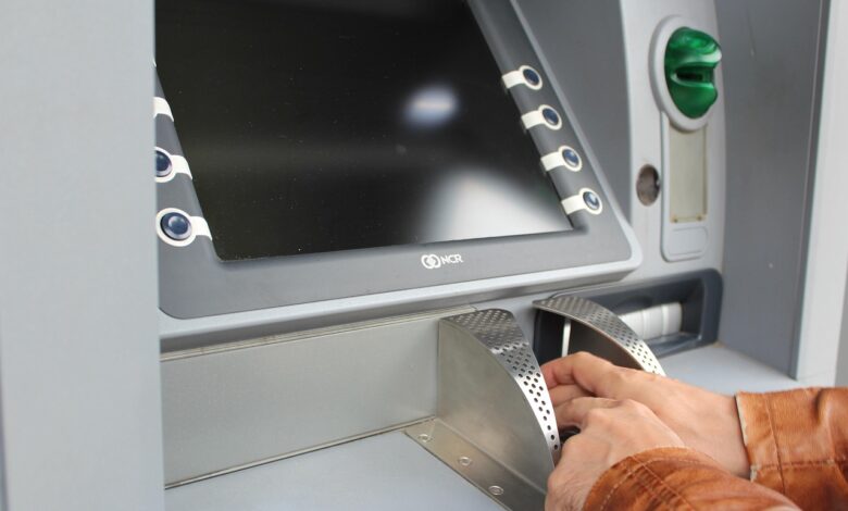 oberbank ukinja gotovinsko poslovanje v bavarskih poslovalnicah 68b811c503f1f 1756893637