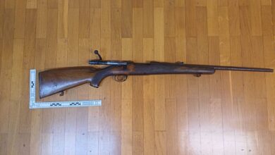 policija v romskem naselju pridrzala storilca ki je streljal s pusko foto 68d3eb82662b9 1758718850