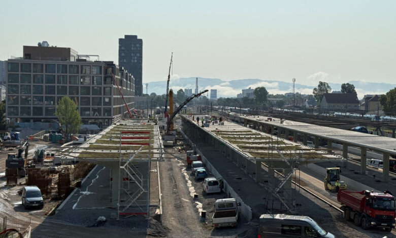 Prvi vlaki na prenovljenih peronih ljubljanske postaje! 1 prvi vlaki na prenovljenih peronih ljubljanske postaje 68c540ae269be 1757757614