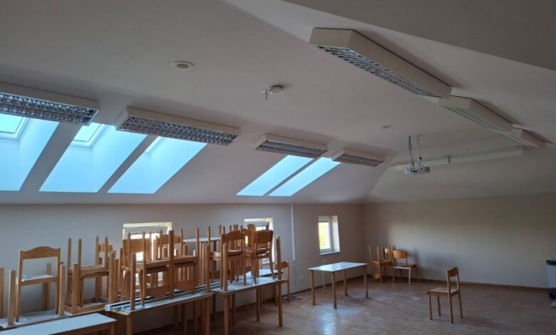 Šola v Lokavcu po prenovi s svežo streho in sodobnimi učilnicami 1 sola v lokavcu po prenovi s svezo streho in sodobnimi ucilnicami 68c42769543f4 1757685609