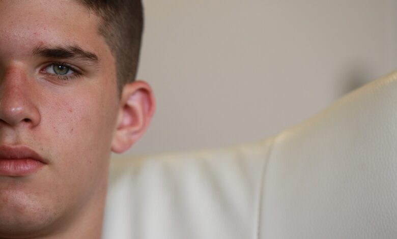 Nov pristop k obravnavi otrok in mladostnikov z nevarnim vedenjem 1 teens