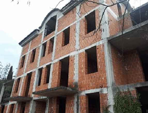 Zidarjeva nedokončana vila v Fiesi prodana za 1,5 milijona evrov 1 zidarjeva nedokoncana vila v fiesi prodana za 15 milijona evrov 68bb1733db41b 1757091635