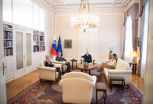 Sestanek predsednice republike in predsednika vlade FitMaxWzIwMDAsMjAwMCwiNjcyNzE1OTU4ZCJd