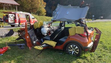 Drama v Posavju: Reševanje po hudi prometni nesreči v Sevnici #Foto 2 drama v posavju resevanje po hudi prometni nesreci v sevnici foto 68f5d013c44d2 1760940051