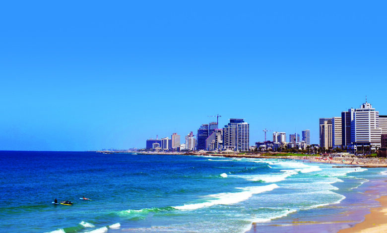 izpustitev talcev svet pozdravlja izpustitev in novo priloznost za mir video 68ed140edf75b 1760367630