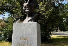 maribor bo ponovno pocastil leona stuklja z repliko ukradenega kipa v mestnem parku 6903b5c82bb16 1761850824