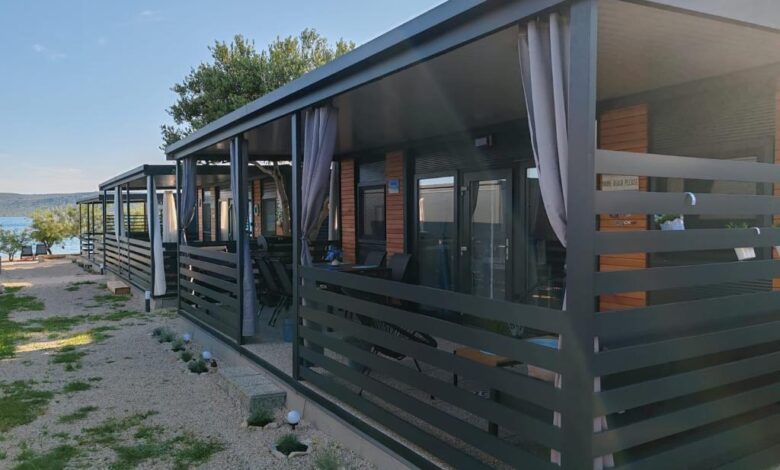 Mobilne hišice v središču razprave: Novi zakon lahko spremeni obalno krajino 1 mobilne hisice v srediscu razprave novi zakon lahko spremeni obalno krajino 68e64458c2c0b 1759921240