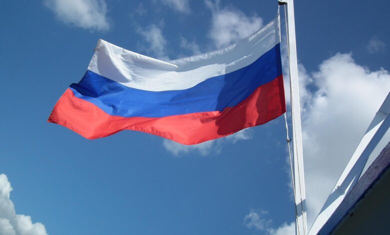 Rusija obupano išče tuje talente za gospodarsko preživetje 1 russia flag