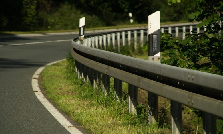 Tragedija: Nesreča kombija zahtevala življenje 16-letnika, 8 poškodovanih 1 traffic accident