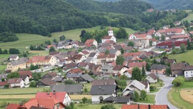 Vandalizem v Mokronogu: Župan poziva k ukrepanju občanov “Uničuje se naša skupnost!” 10 vandalizem v mokronogu zupan poziva k ukrepanju obcanov unicuje se nasa skupnost 68de312c5dd58 1759392044