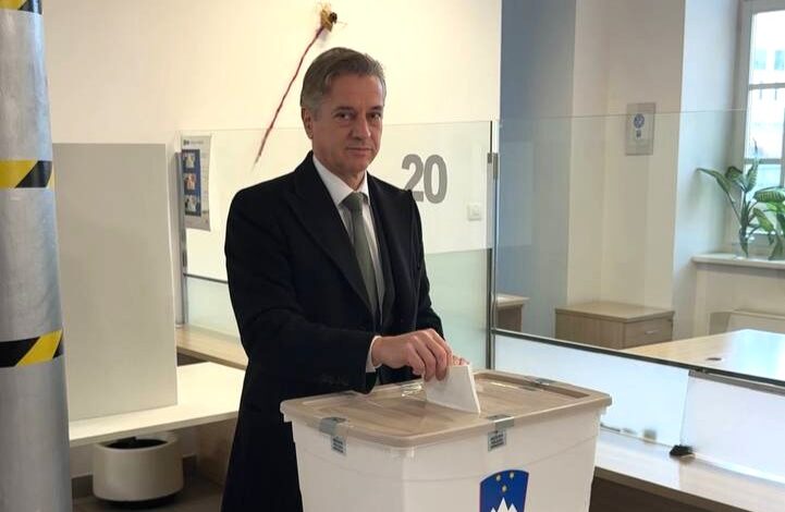 Robert Golob na referendumu vir Gibanje svoboda