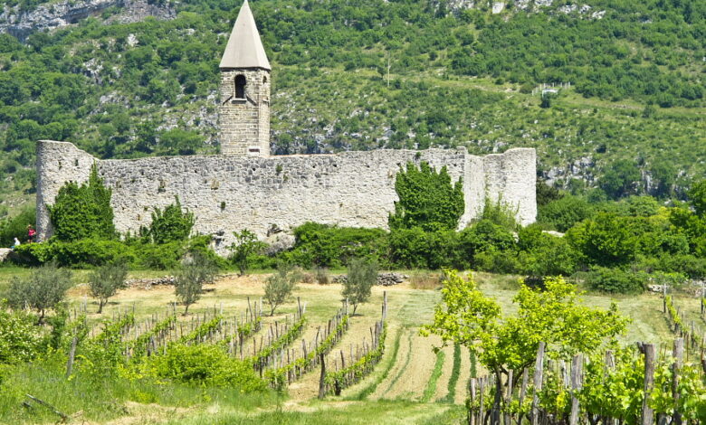 koprska obcina si prizadeva za priznanje cerkve v hrastovljah kot kulturnega spomenika 6921ec2ff3e85 1763830831