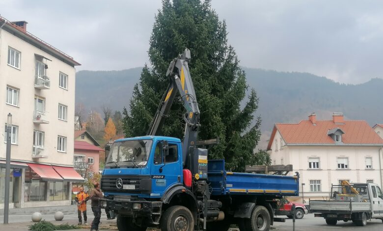 mestni trg dobiva praznicno preobleko 6919929db42d5 1763283613