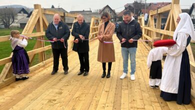 v naselju loke se uradno odprli nov most cez krko foto 6914af2808928 1762963240