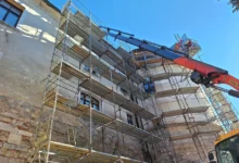 zacela se je obnova jugozahodnega stolpa gradu brezice 69123650adf2a 1762801232