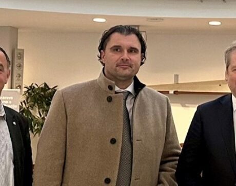 direktor dravskih elektrarn odstopil zaradi afere z zastarelo vetrnico 693bf5c9aef65 1765537225