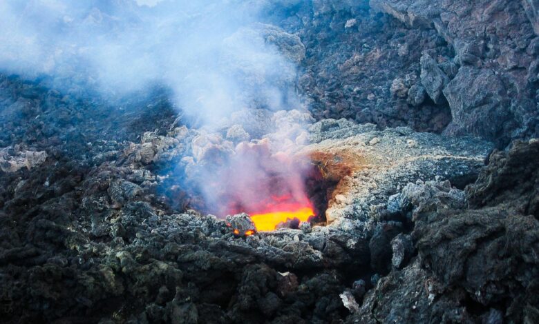 Etna in Stromboli: Vulkanska opozorila na Siciliji burijo duhove 1 etna in stromboli vulkanska opozorila na siciliji burijo duhove 695137f111a15 1766930417