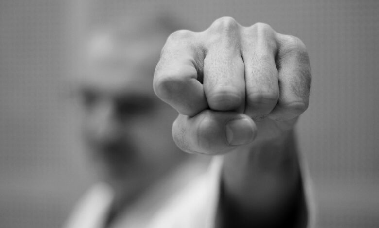 koliko euro za ponizevanje dva za klofuto se vam zdi denarna kazen za druzinsko nasilje pravicna 69398afe2edbd 1765378814