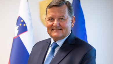 minister jevsek presenetljivo umaknil kandidaturo 69413bda57a56 1765882842