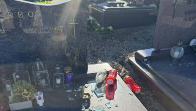 vandalizem na pokopaliscih v skofijah in svetem antonu sokiralo prebivalce 695394b638cb4 1767085238