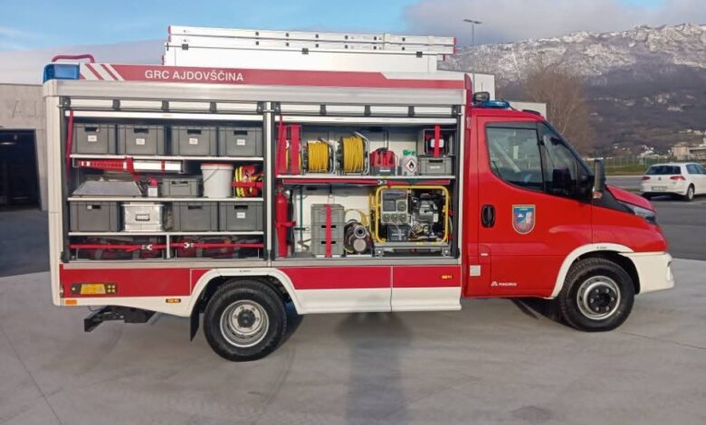 ajdovski gasilci krepijo varnost z novim vecnamenskim vozilom 695f9c4dee54f 1767873613