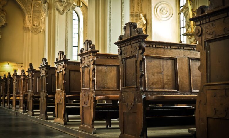 Španija vzpostavlja sistem odškodnin za žrtve zlorab Cerkve 1 church