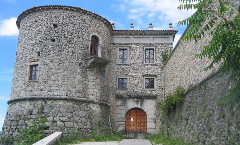 Evropski milijon za obnovo gradu Rihemberk in zaščito netopirjev 1 evropski milijon za obnovo gradu rihemberk in zascito netopirjev 6960c3a0082d6 1767949216