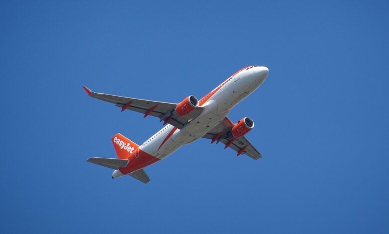 letalo easyjet z zasilnim pristankom na brniku po odprtju vrat 69732a8f45e5e 1769155215