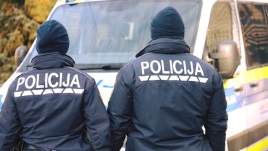 huda delovna nesreca na jesenicah delovni stroj povozil 36 letnika 699daeffc124d 1771941631