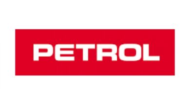 petrol stiska zaposlene in grozi drzavi z odhodom medtem ko deli rekordne dobicke 698b39f5d4321 1770732021