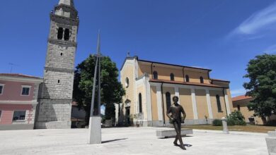 sezana uvaja video nadzor za zascito kosovelovega kipa 69835f047487d 1770217220